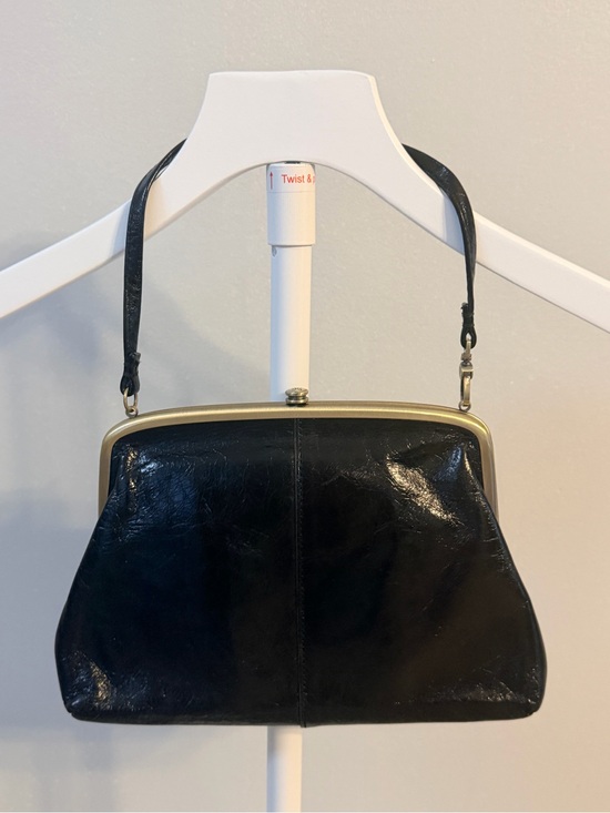 HOBO Handbags - Black Leather Frame-Top Shoulder Clutch Purse